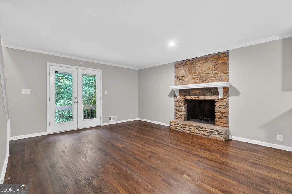 7127 Riverside DR Atlanta, GA 30328