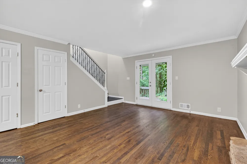 7127 Riverside DR Atlanta, GA 30328