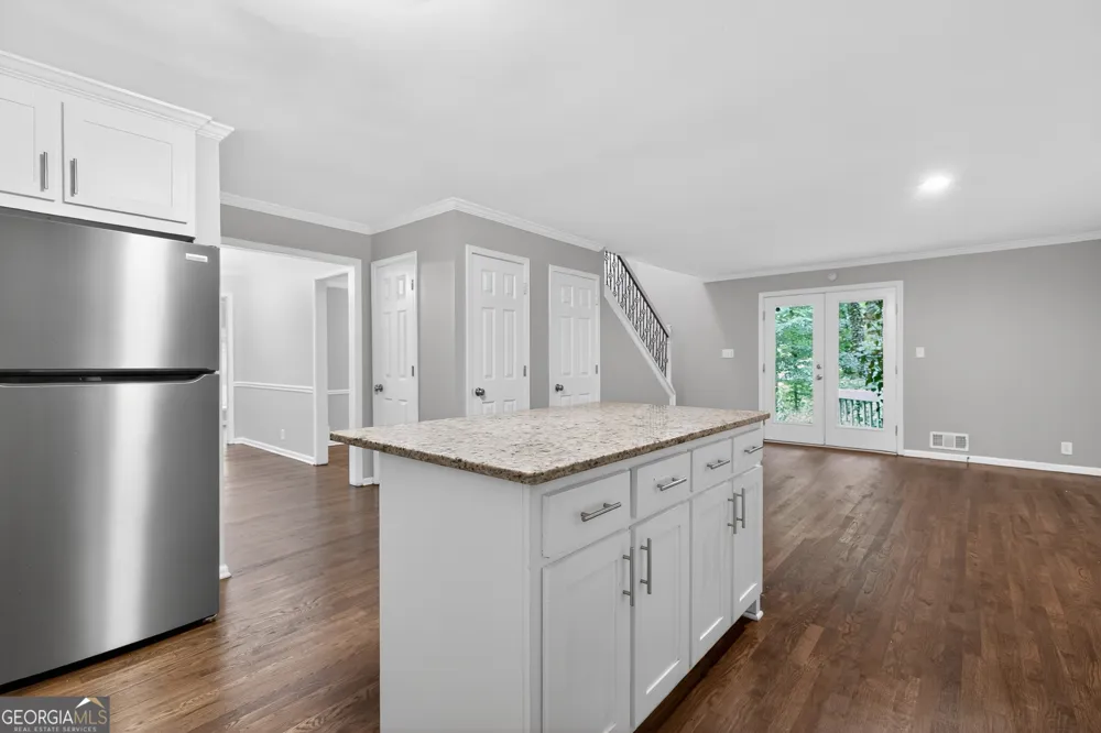 7127 Riverside DR Atlanta, GA 30328