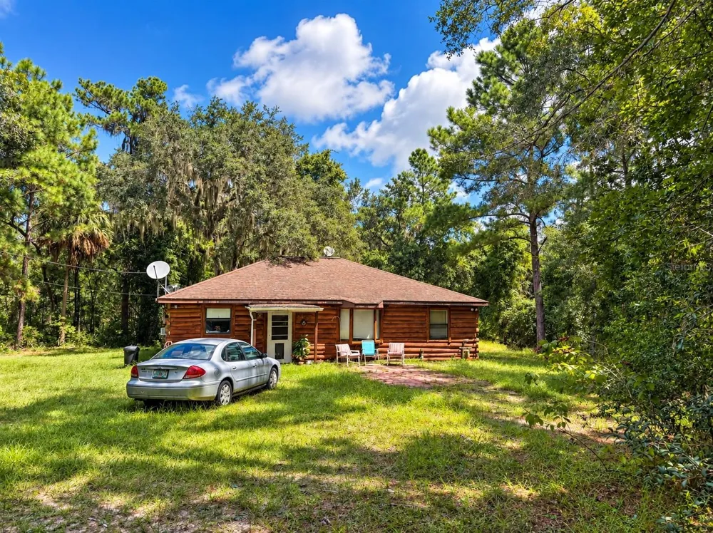 20327 POWELL ROAD Brooksville, FL 34604