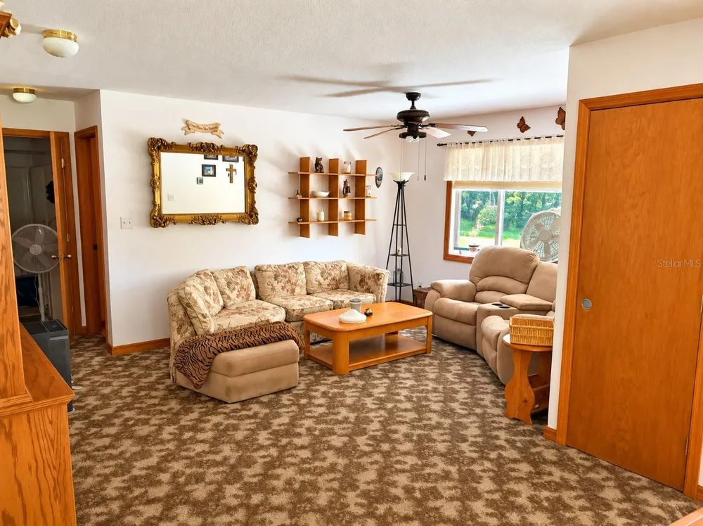 20327 POWELL ROAD Brooksville, FL 34604
