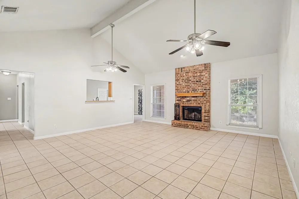 108 Deer Ridge Drive La Vernia, TX 78121