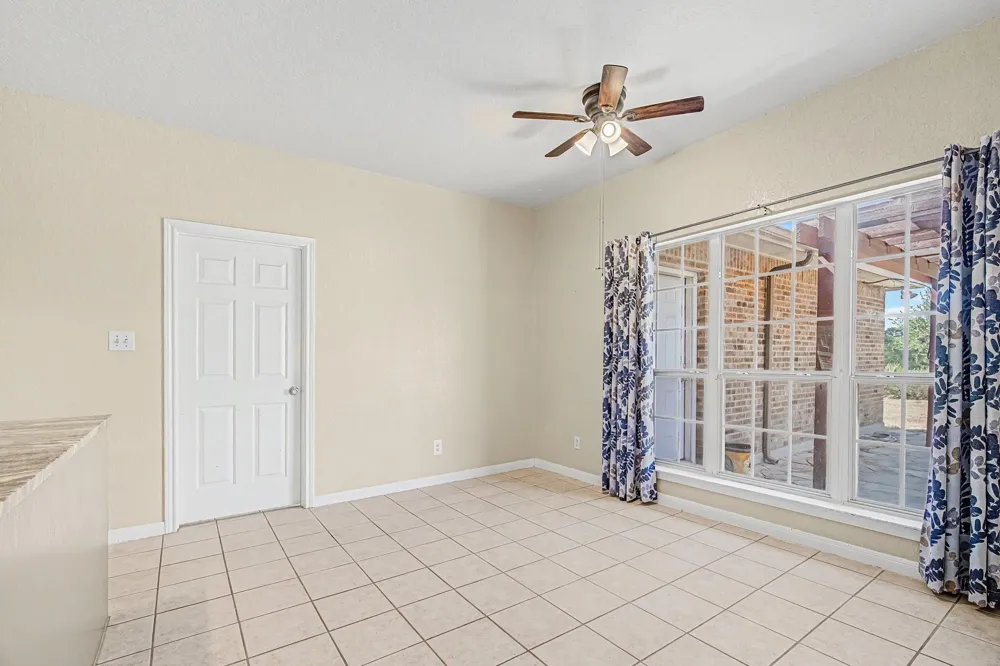 108 Deer Ridge Drive La Vernia, TX 78121