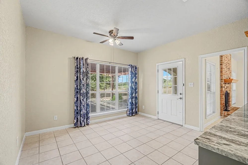 108 Deer Ridge Drive La Vernia, TX 78121