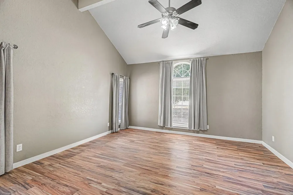 108 Deer Ridge Drive La Vernia, TX 78121