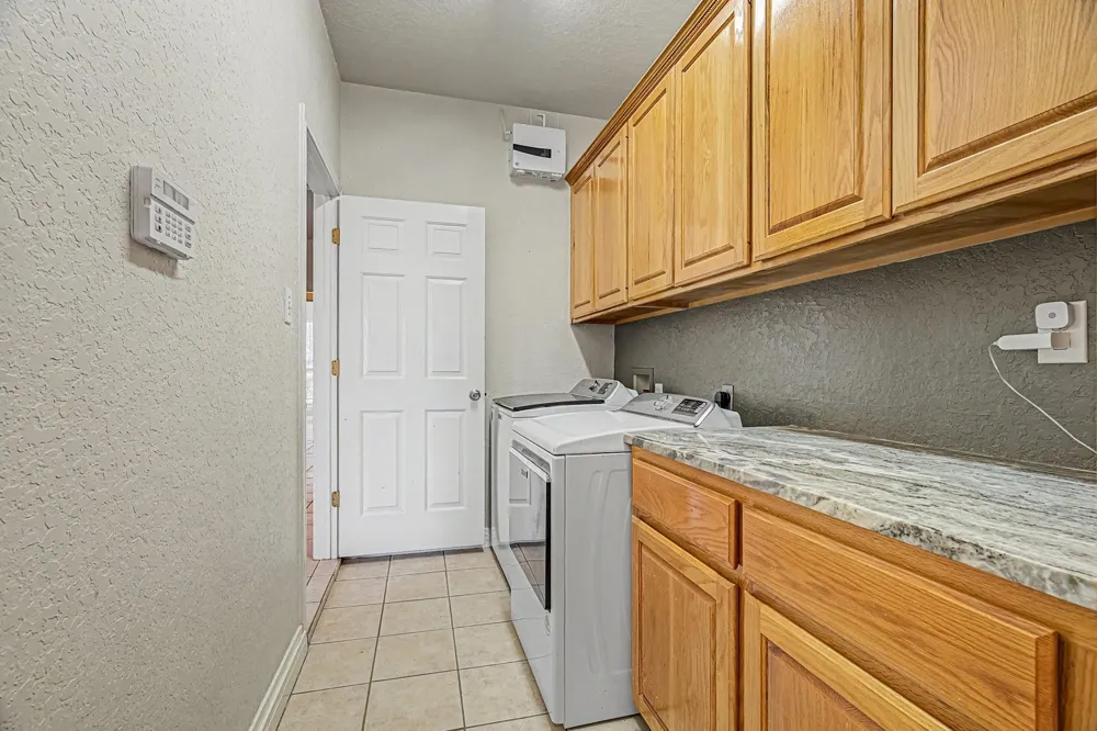 108 Deer Ridge Drive La Vernia, TX 78121