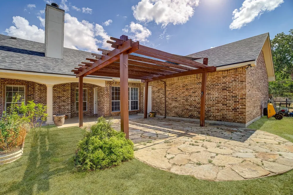 108 Deer Ridge Drive La Vernia, TX 78121