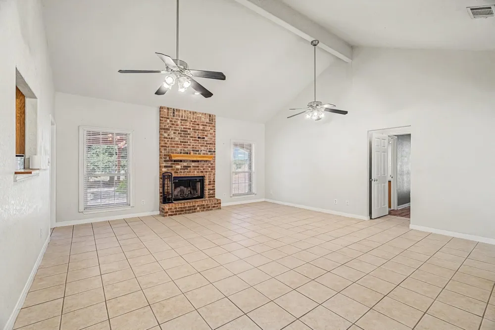 108 Deer Ridge Drive La Vernia, TX 78121