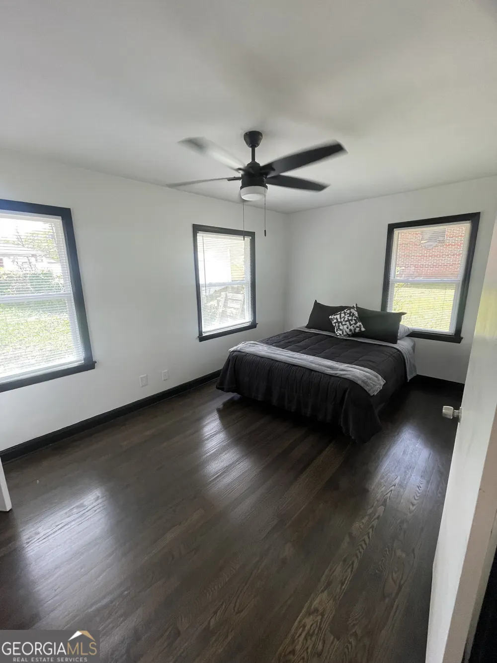 2597 Glenvalley DR Decatur, GA 30032