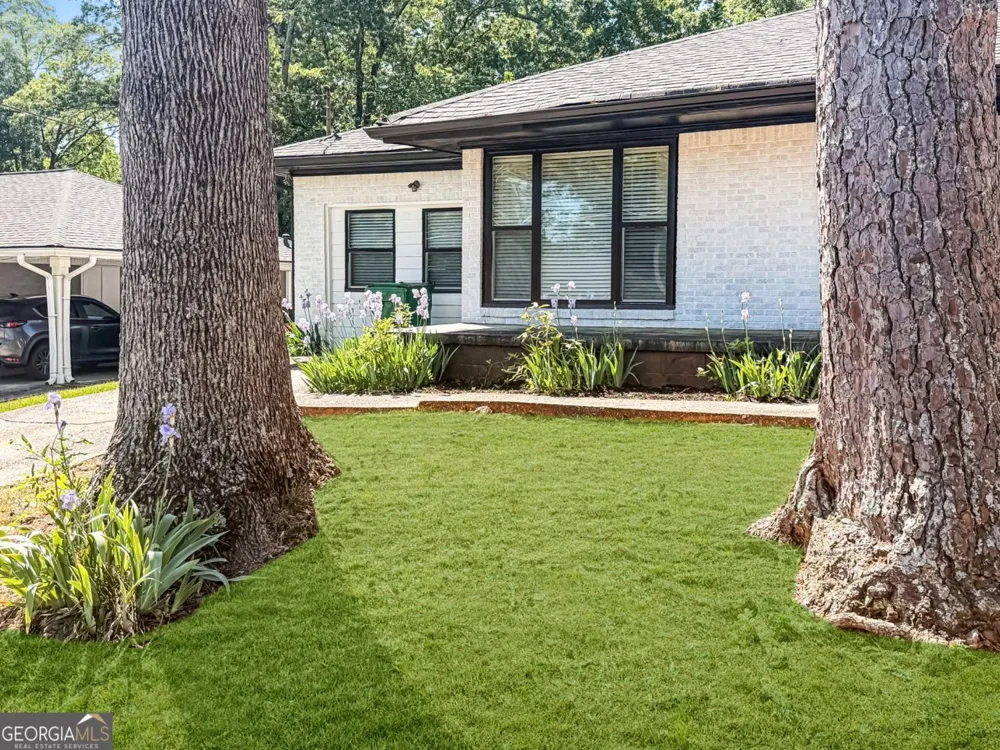 2597 Glenvalley DR Decatur, GA 30032