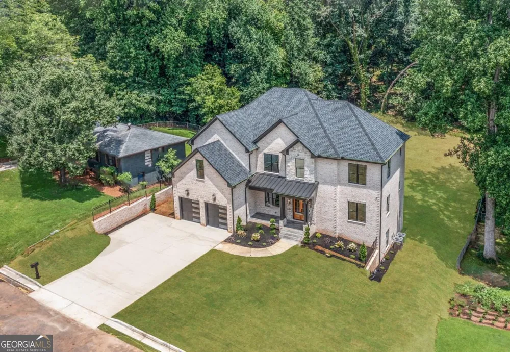 570 Power AVE Buford, GA 30518