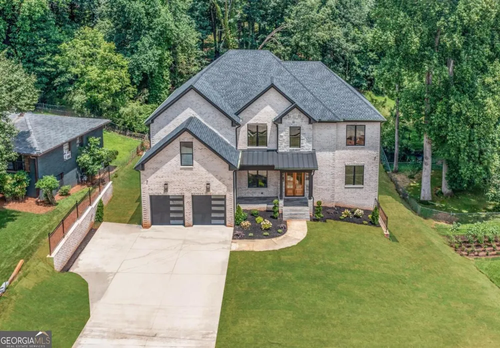 570 Power AVE Buford, GA 30518