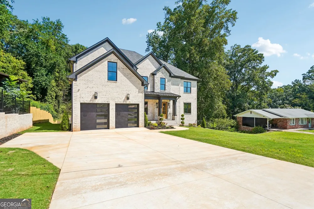 570 Power AVE Buford, GA 30518