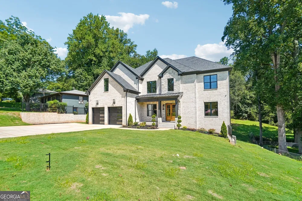 570 Power AVE Buford, GA 30518