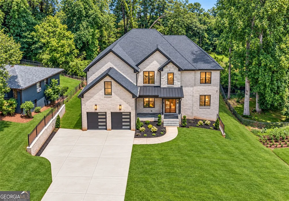 570 Power AVE Buford, GA 30518
