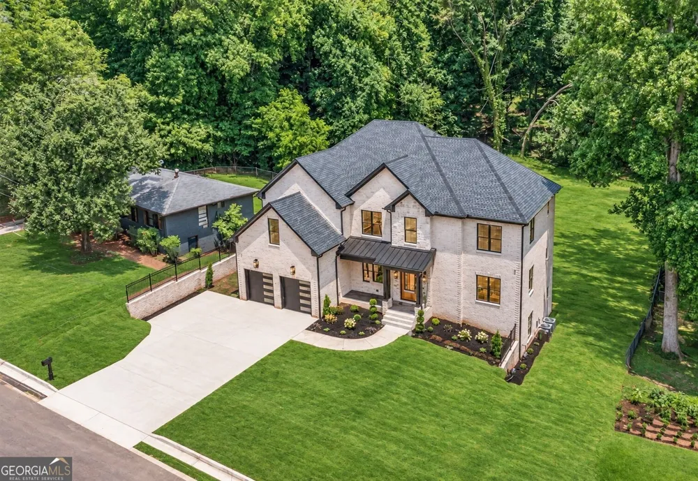 570 Power AVE Buford, GA 30518