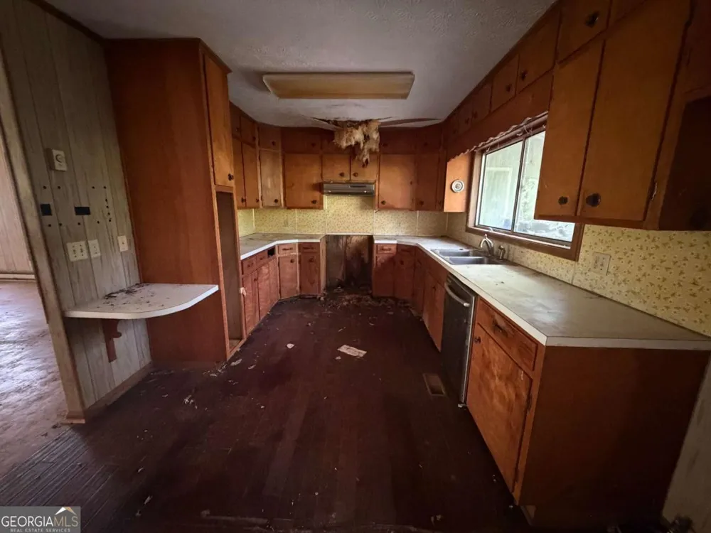 738 Hiawassee ESTS Hiawassee, GA 30546