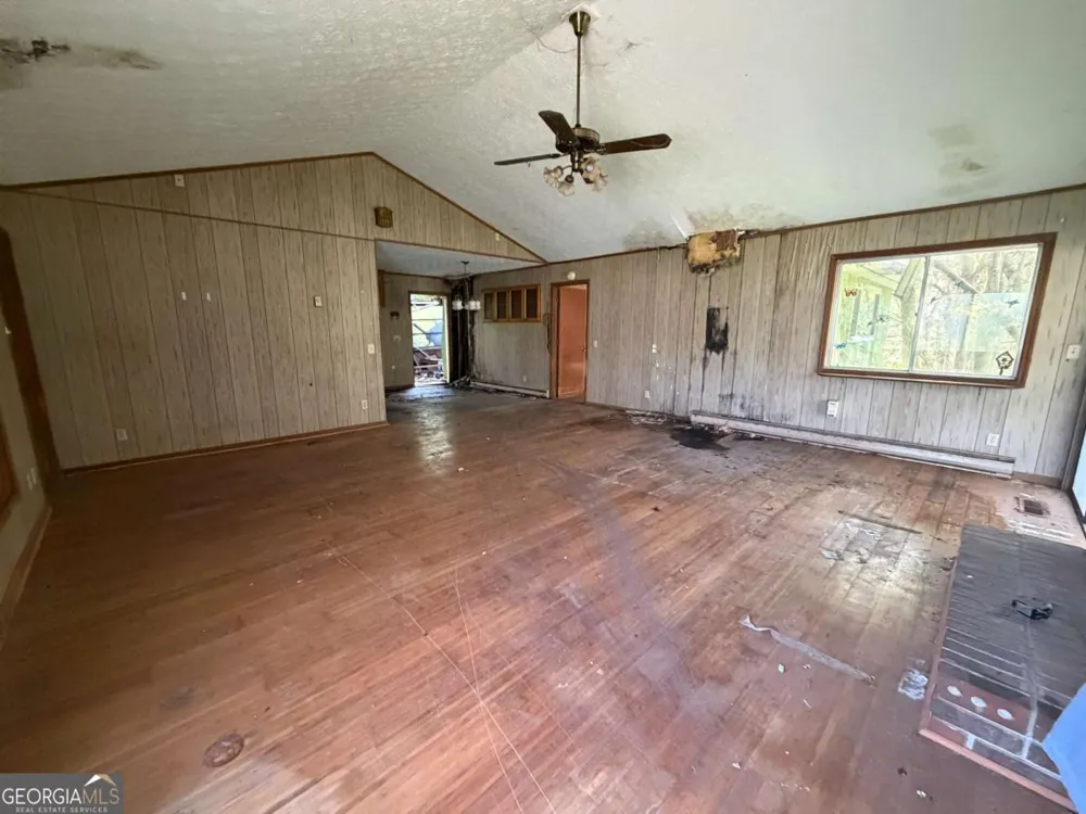 738 Hiawassee ESTS Hiawassee, GA 30546