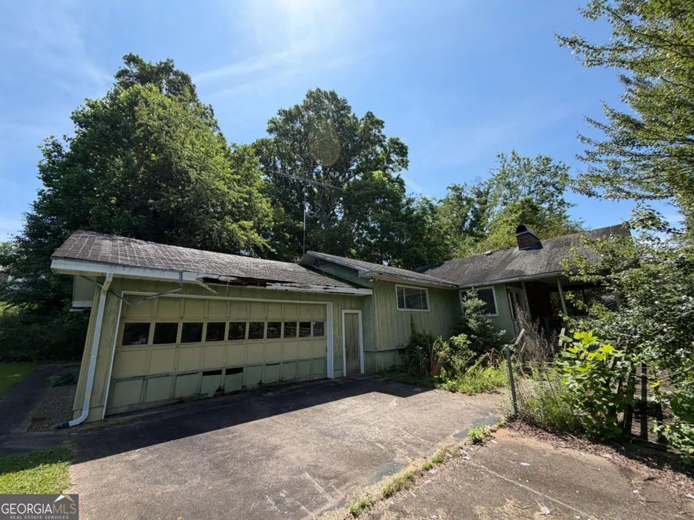 738 Hiawassee ESTS Hiawassee, GA 30546