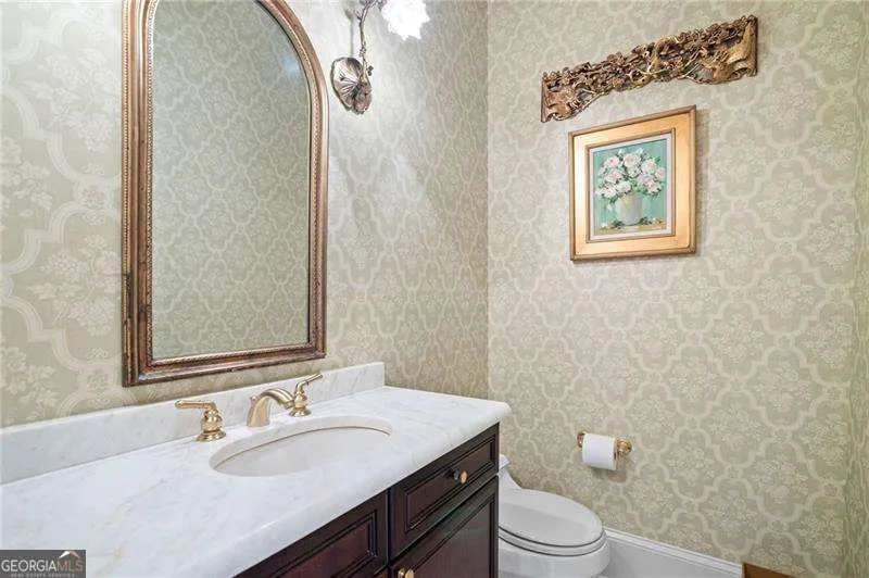 135 Lameloise LN Atlanta, GA 30327