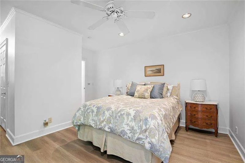 135 Lameloise LN Atlanta, GA 30327