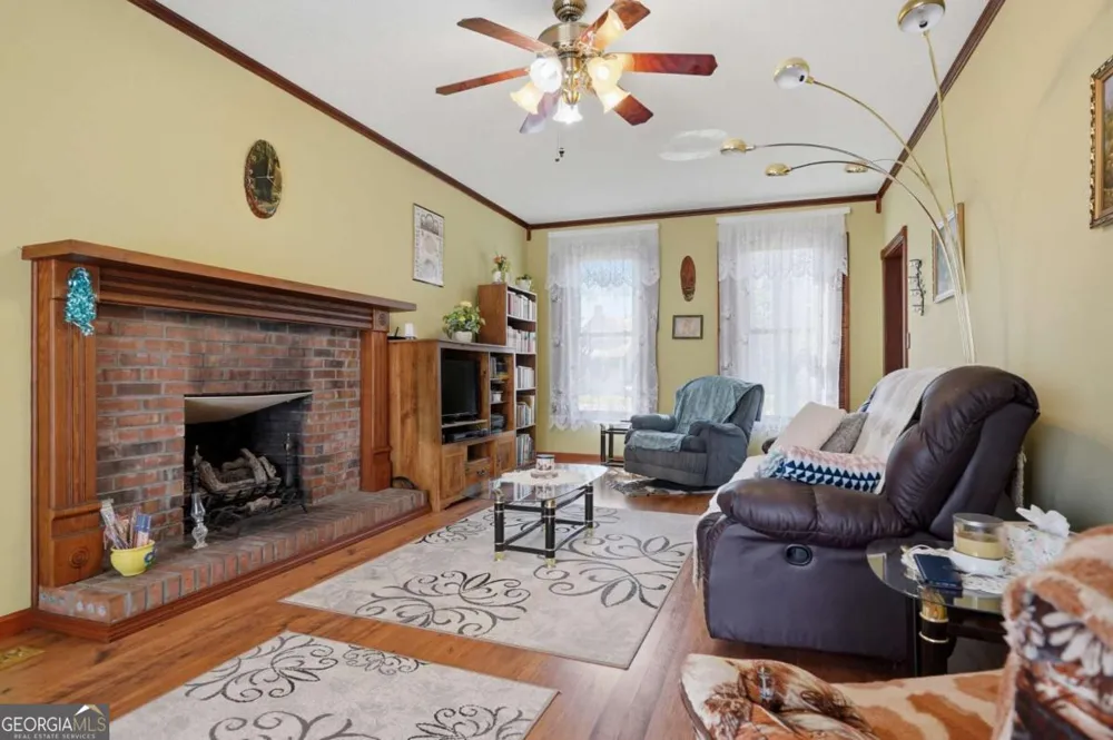 215 W Cypress ST Fitzgerald, GA 31750