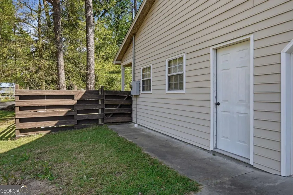 215 W Cypress ST Fitzgerald, GA 31750