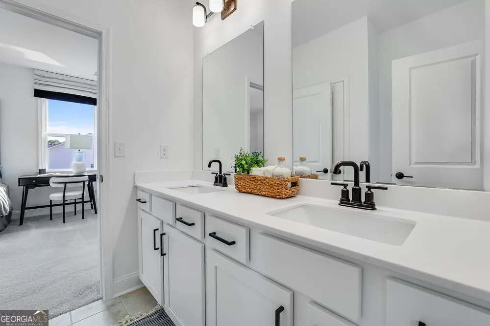 3176 Danlow CT Kennesaw, GA 30152