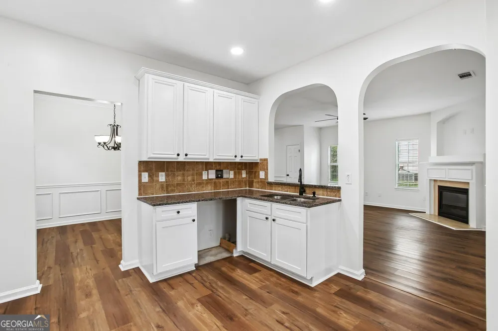 2319 Sawgrass DR Hampton, GA 30228
