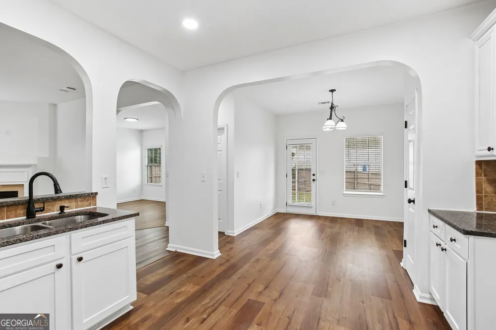 2319 Sawgrass DR Hampton, GA 30228