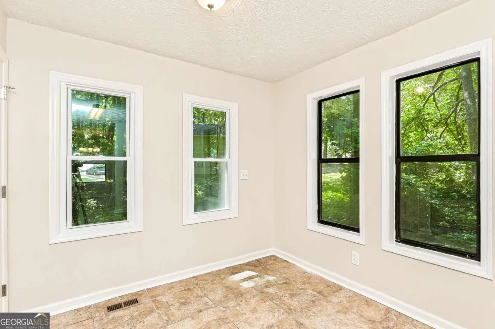 5561 Deerfield PL NW Kennesaw, GA 30144