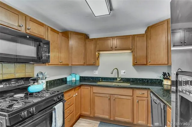 11311 W 71st Place Arvada, CO 80004