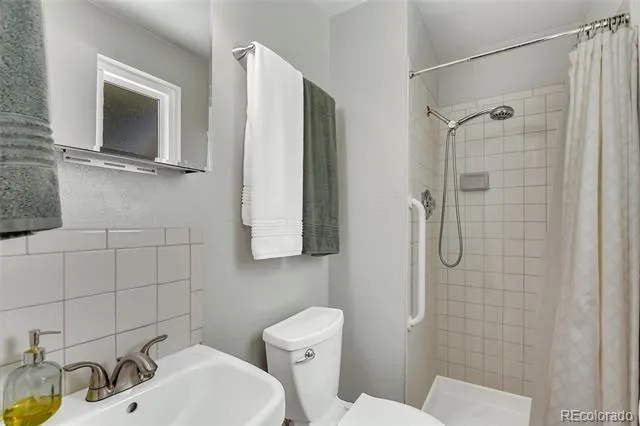 11311 W 71st Place Arvada, CO 80004