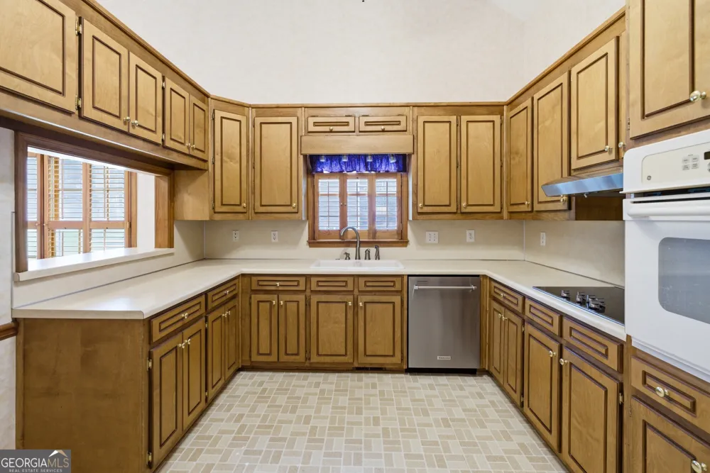 2083 James River CV Suwanee, GA 30024