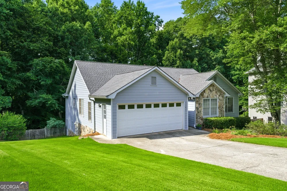 2083 James River CV Suwanee, GA 30024