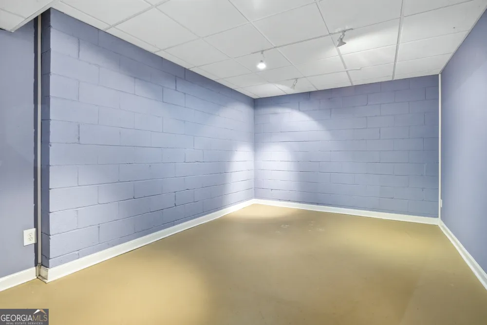 2083 James River CV Suwanee, GA 30024