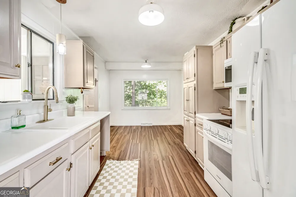 2814 Suncrest DR Dalton, GA 30721