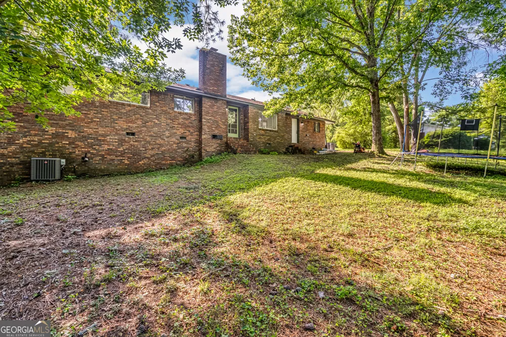 2814 Suncrest DR Dalton, GA 30721