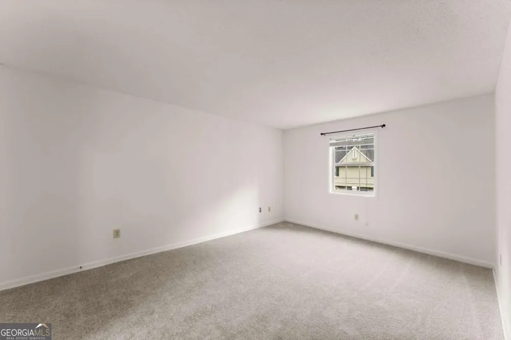 6900 Roswell RD Sandy Springs, GA 30328