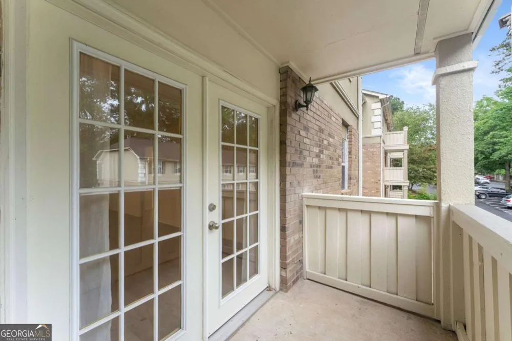 6900 Roswell RD Sandy Springs, GA 30328