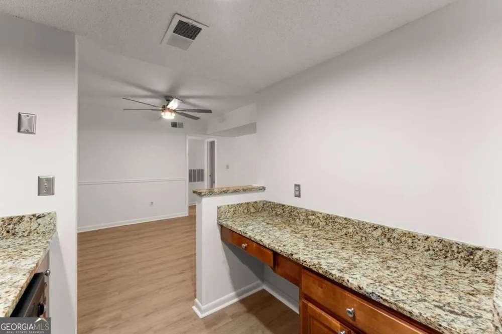 6900 Roswell RD Sandy Springs, GA 30328