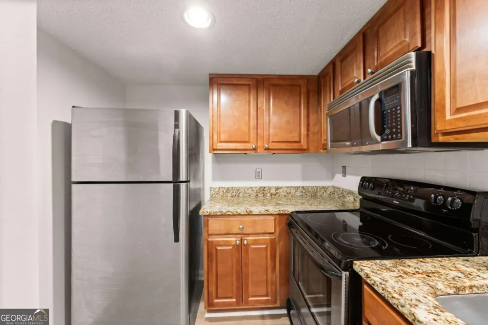 6900 Roswell RD Sandy Springs, GA 30328