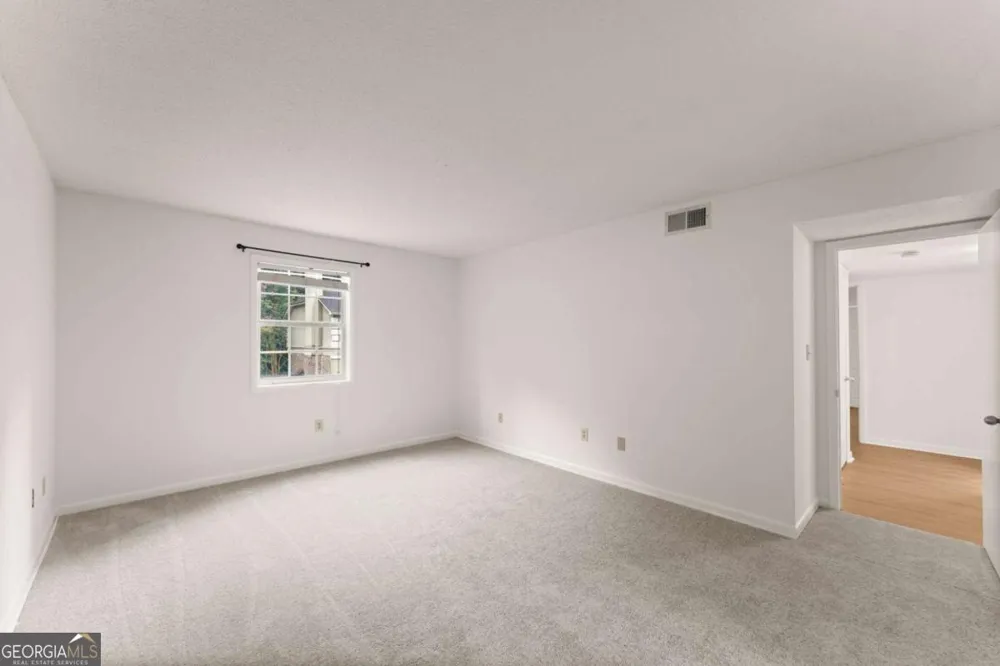 6900 Roswell RD Sandy Springs, GA 30328