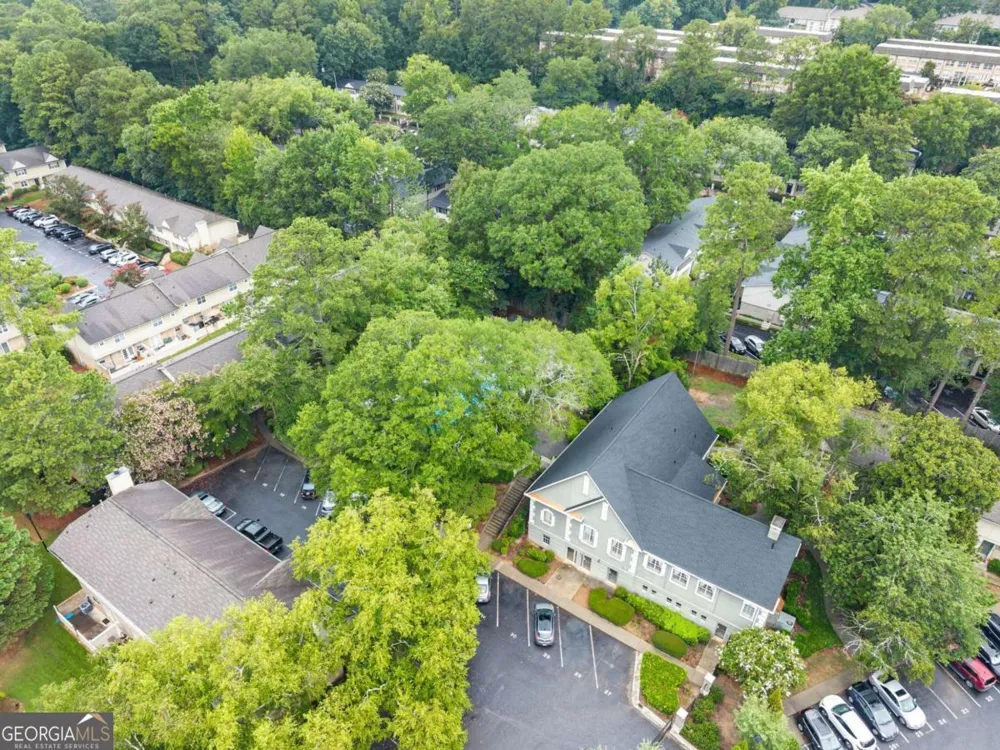 6900 Roswell RD Sandy Springs, GA 30328