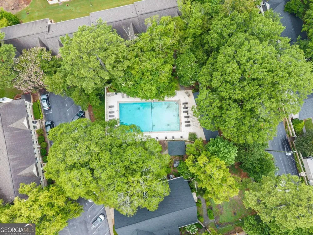 6900 Roswell RD Sandy Springs, GA 30328
