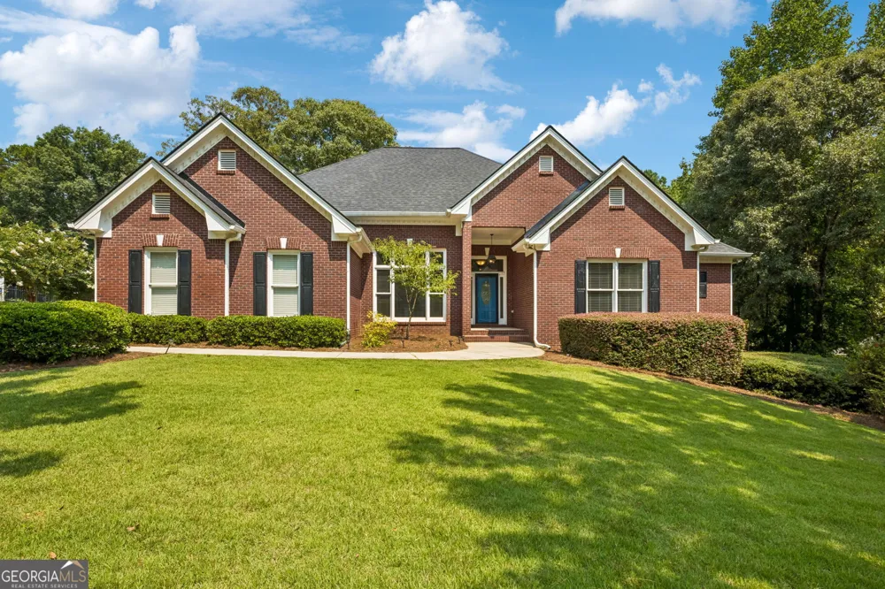 1416 Arblay PL Loganville, GA 30052