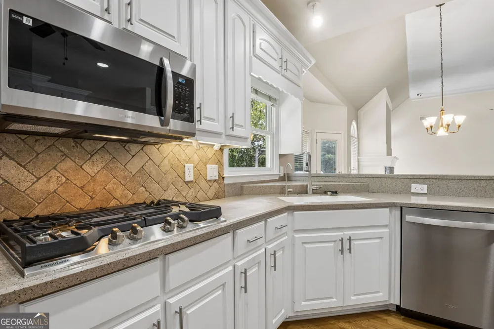 1416 Arblay PL Loganville, GA 30052