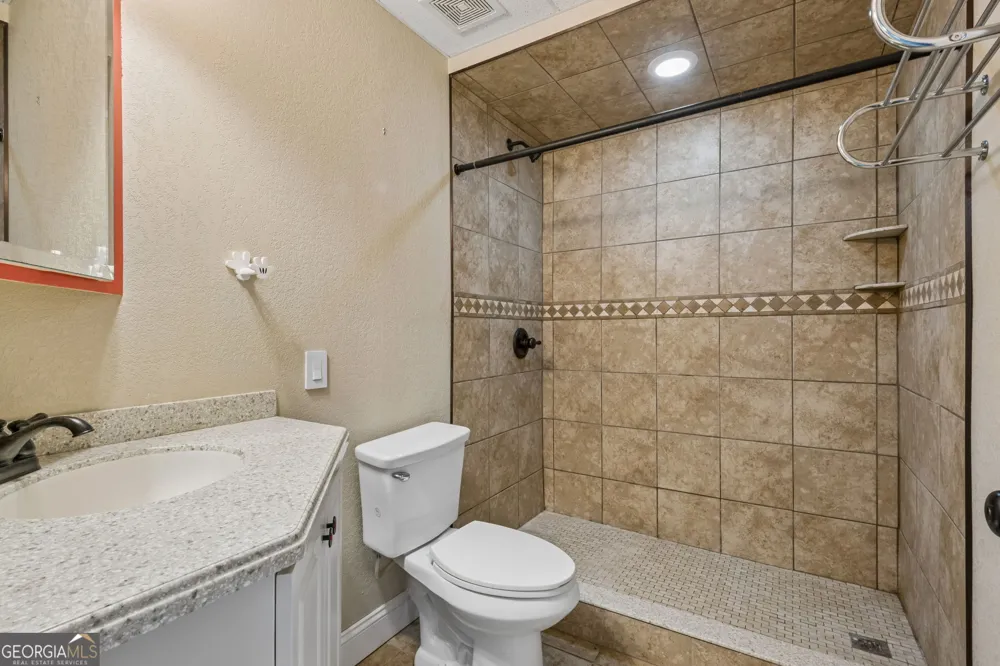 1416 Arblay PL Loganville, GA 30052