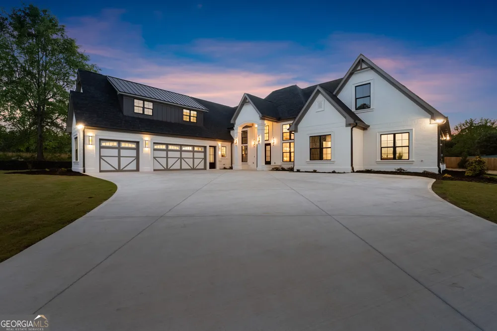 2366 Wall RD Monroe, GA 30655