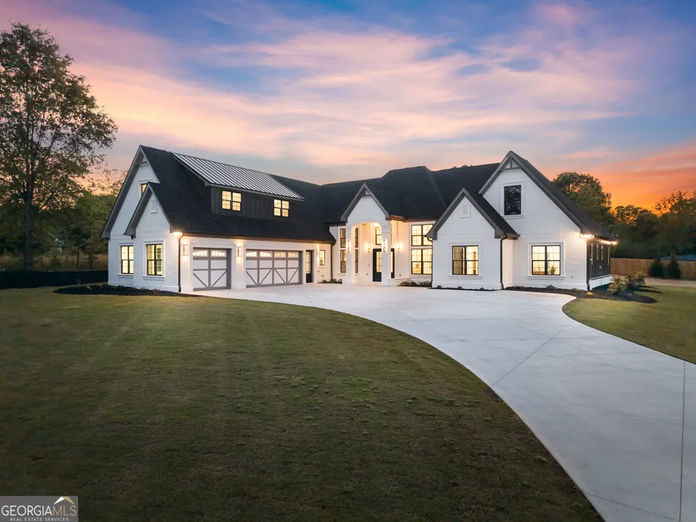 2366 Wall RD Monroe, GA 30655